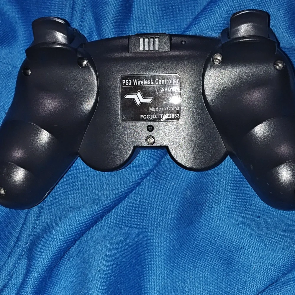 PS3 Wireless Controller With Keyboard - Picture 3 of 4